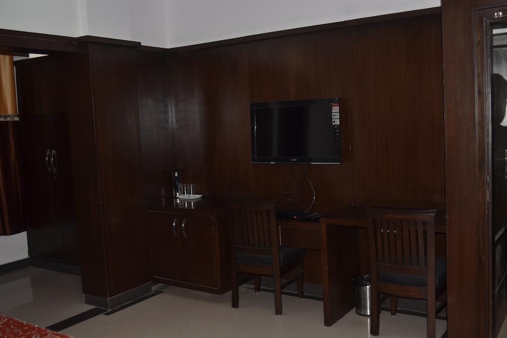 Hotel Dazzling East Gate Agra  Esterno foto