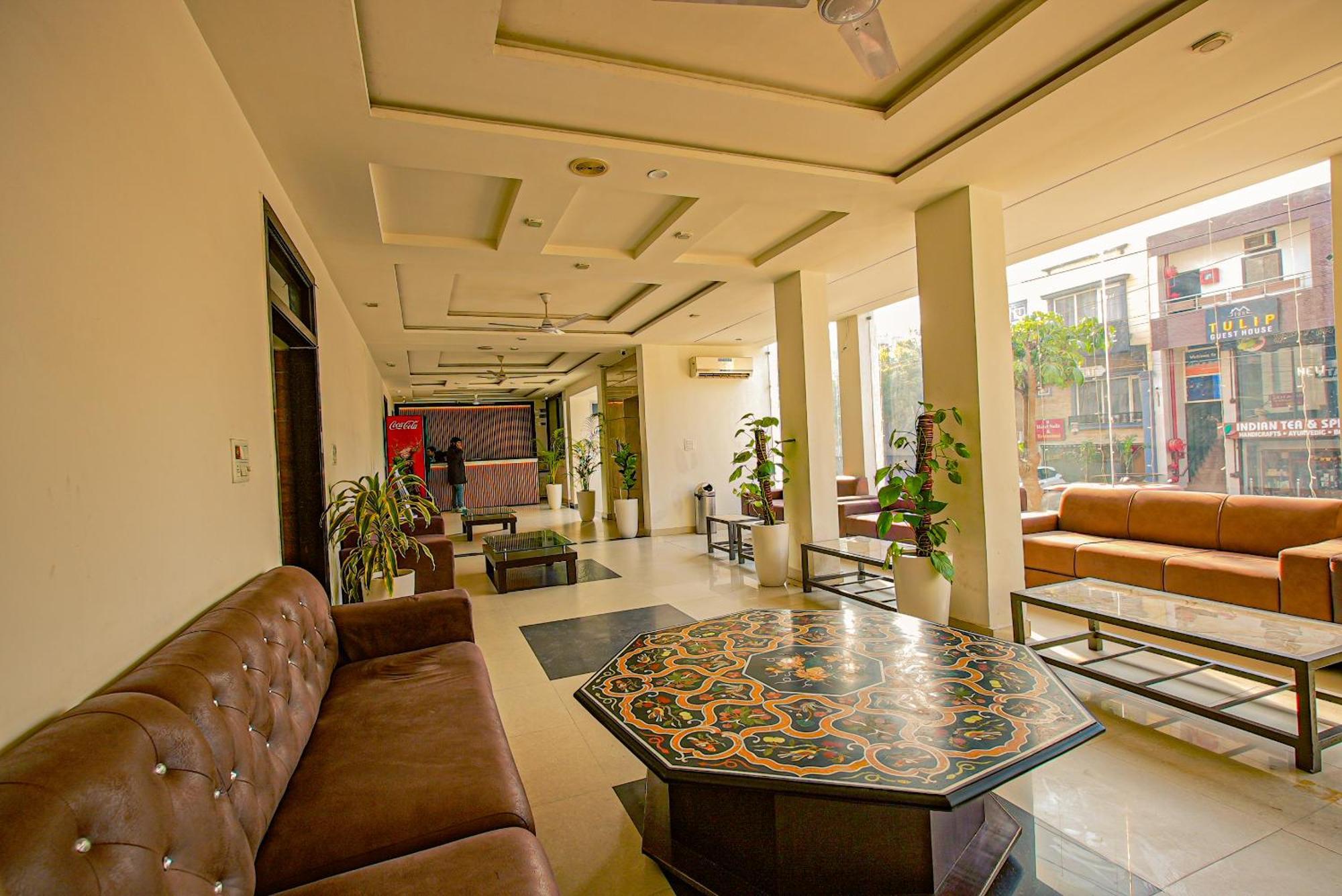 Hotel Dazzling East Gate Agra  Esterno foto
